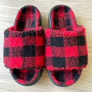 CROCS Plaid Red and Black Slippers